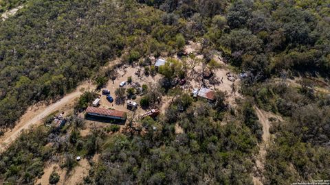 14350 Interstate 35 Von Ormy TX 78073