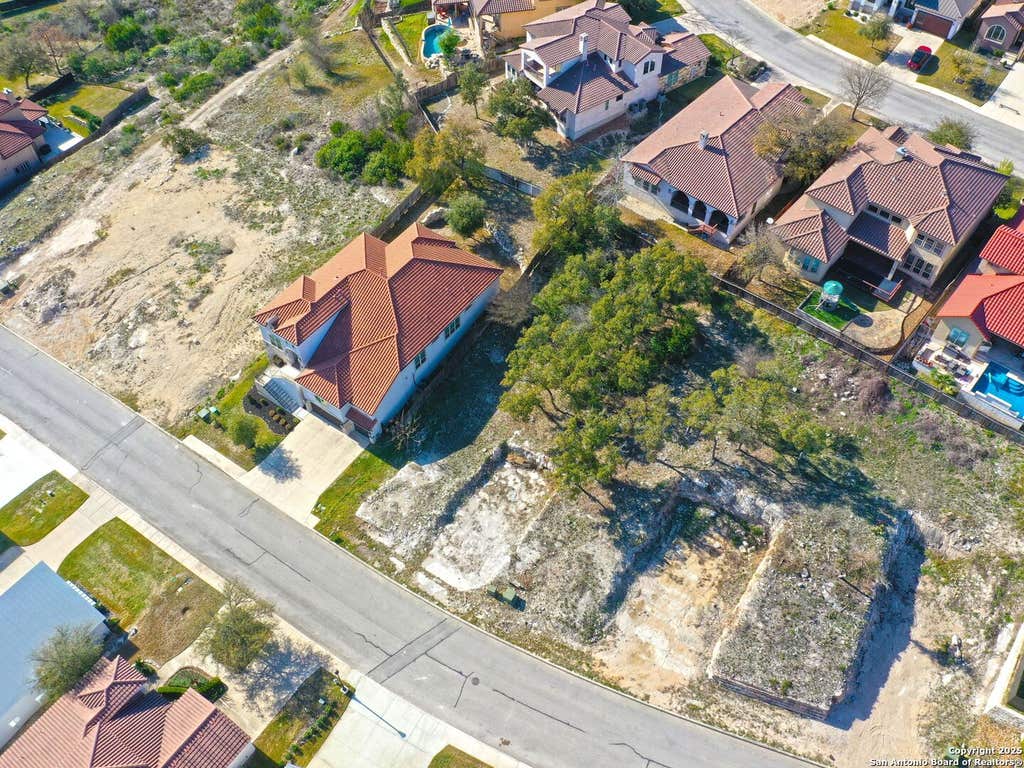 Photo of 8435 Sierra Hermosa, San Antonio, TX 78255 (MLS # 1852716)