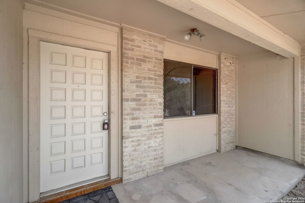 Photo of 13710 SYRACUSE ST, San Antonio, TX 78249 (MLS # 2018067)