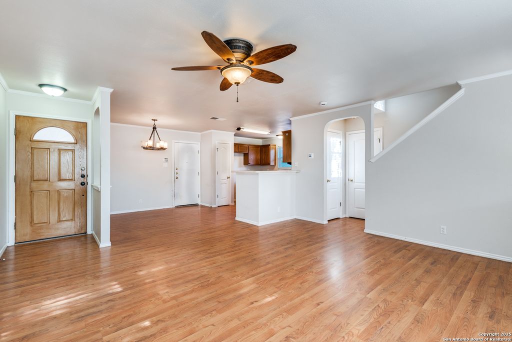 Photo of 22 Sunflower Run, San Antonio, TX 78240 (MLS # 1925345)