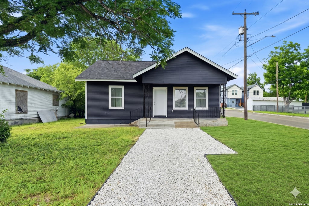 Photo of 602 Canton, San Antonio, TX 78202 (MLS # 2017854)