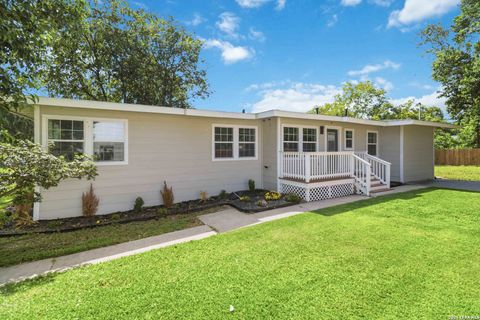 Property photo of 225 Arvin Dr, Terrell Hills, TX 78209