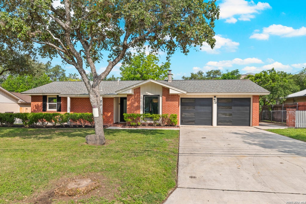 Photo of 413 GLADIOLA LN, Castle Hills, TX 78213 (MLS # 1973393)