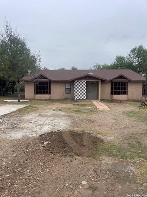 3222 YUCCA LOOP, EAGLE PASS, TX 78852 - Image e92f637019e5f5536265b2cc89a5dfb4/3112292932