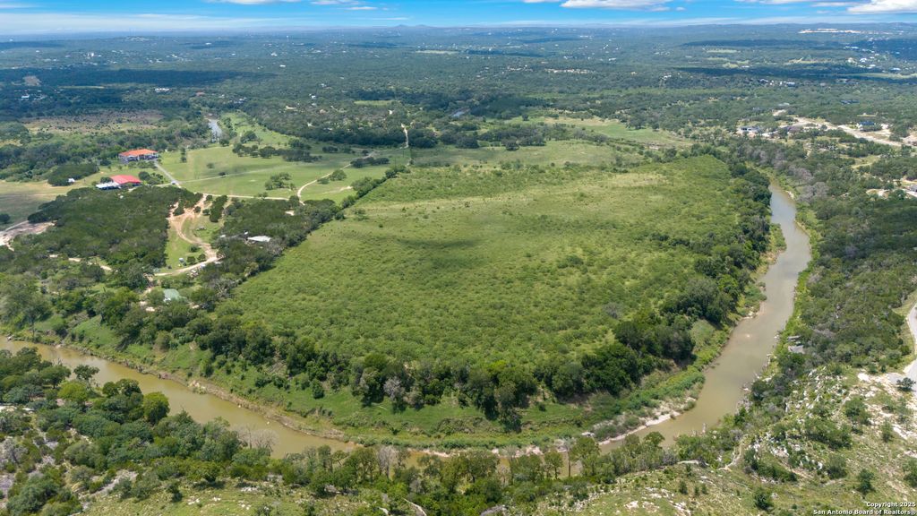 Photo of 928 Enchanted View, Canyon Lake, TX 78133 (MLS # 1876632)