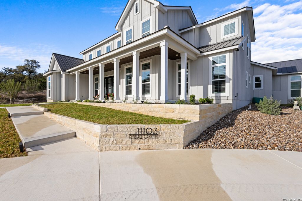 Photo of 11103 Kendall Canyon, San Antonio, TX 78255 (MLS # 1950912)