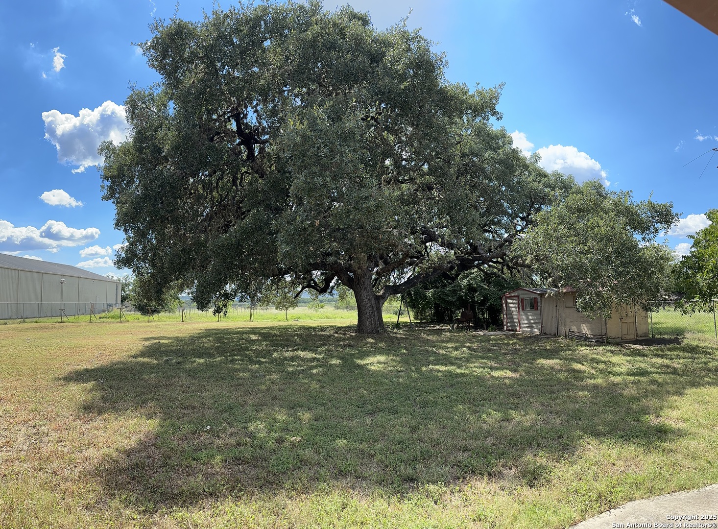 Utopia, Texas 78884, United States, 4 Bedrooms Bedrooms, ,2 BathroomsBathrooms,Residential,Active,178595