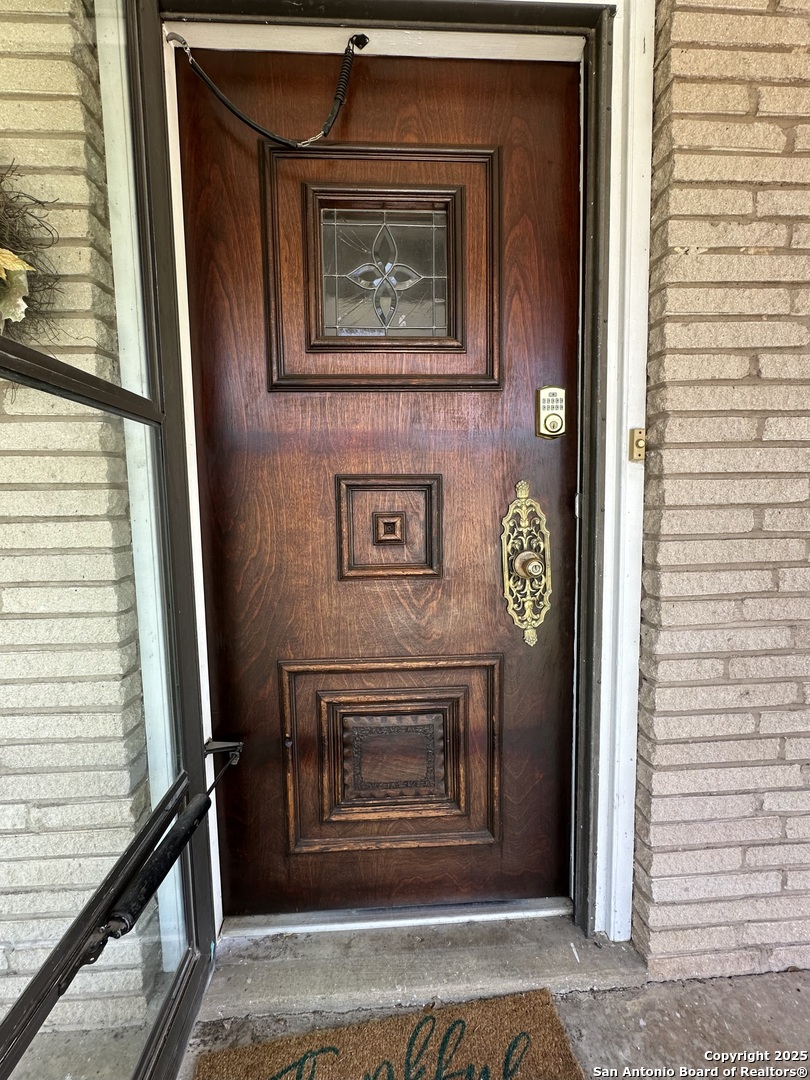 Utopia, Texas 78884, United States, 4 Bedrooms Bedrooms, ,2 BathroomsBathrooms,Residential,Active,178595