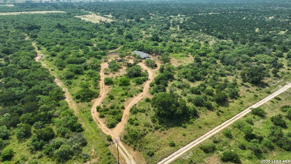 507 BUCKHORN DR, LONDON, TX 76854 - Image e968f7b5435c20cc18f5f5fc4c3c64ed/44467429