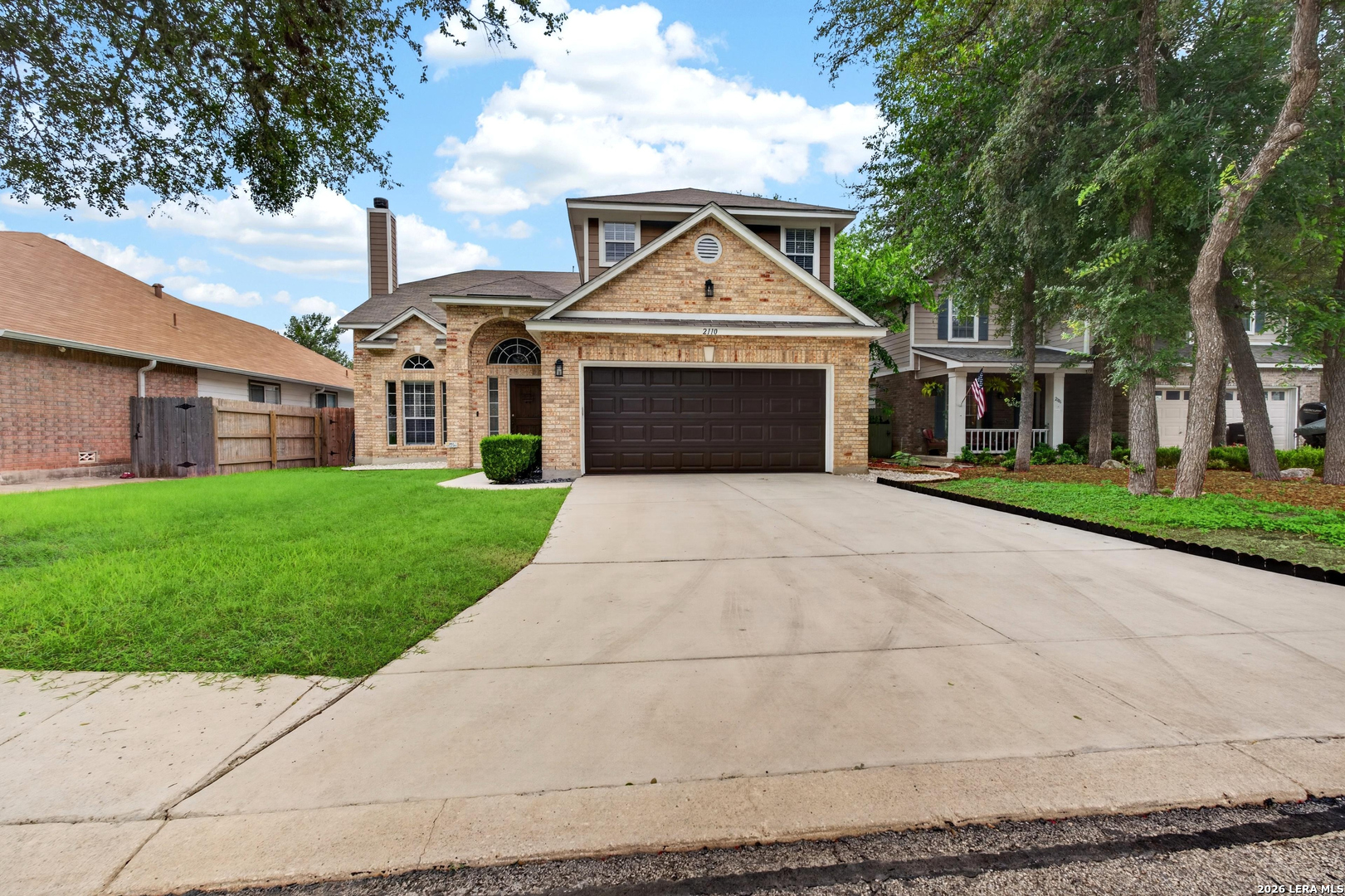 2110 REDWOODS CRST