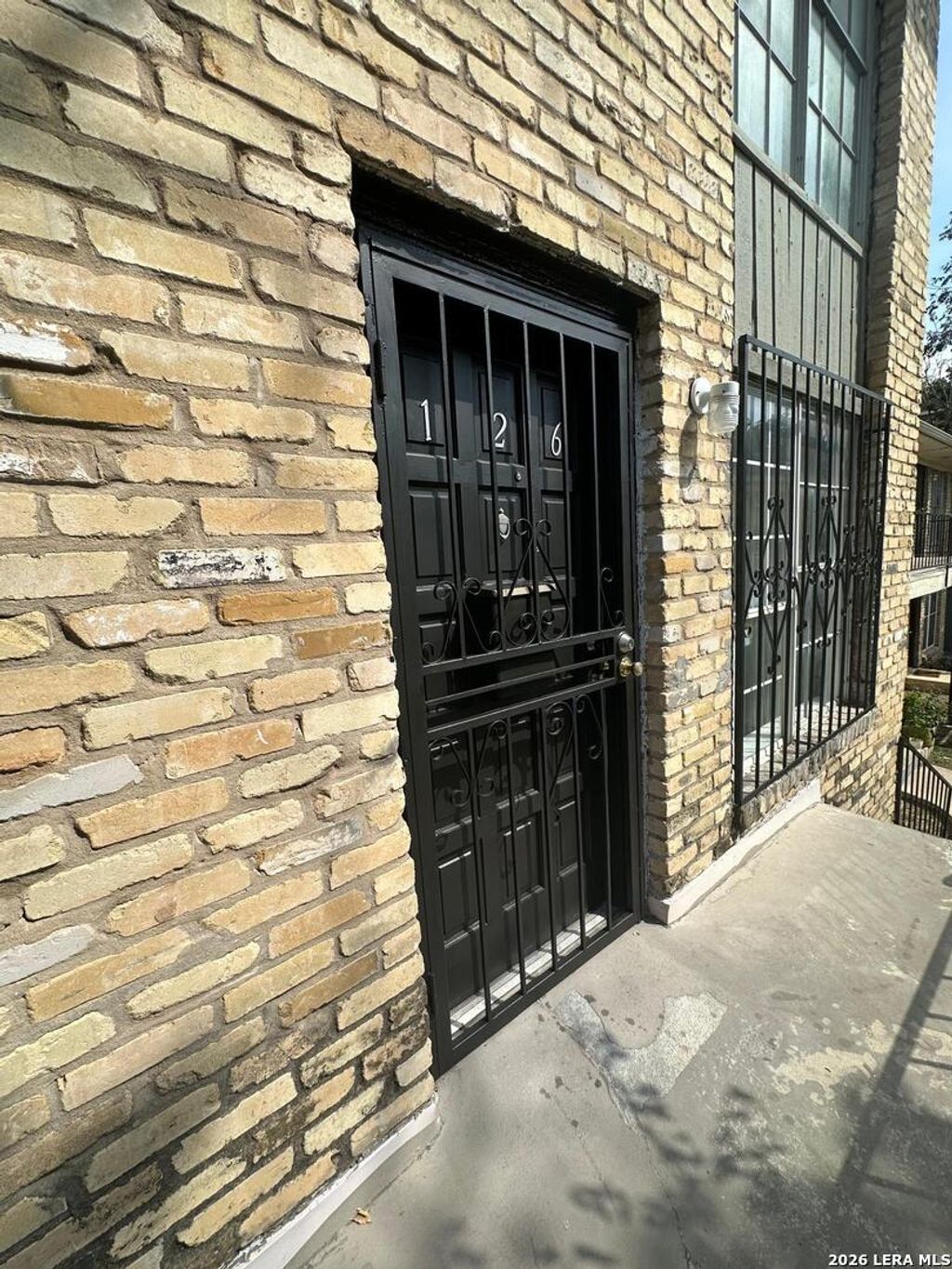 Photo of 6611 SOUTHPOINT ST 126B #126B, San Antonio, TX 78229 (MLS # 1961713)