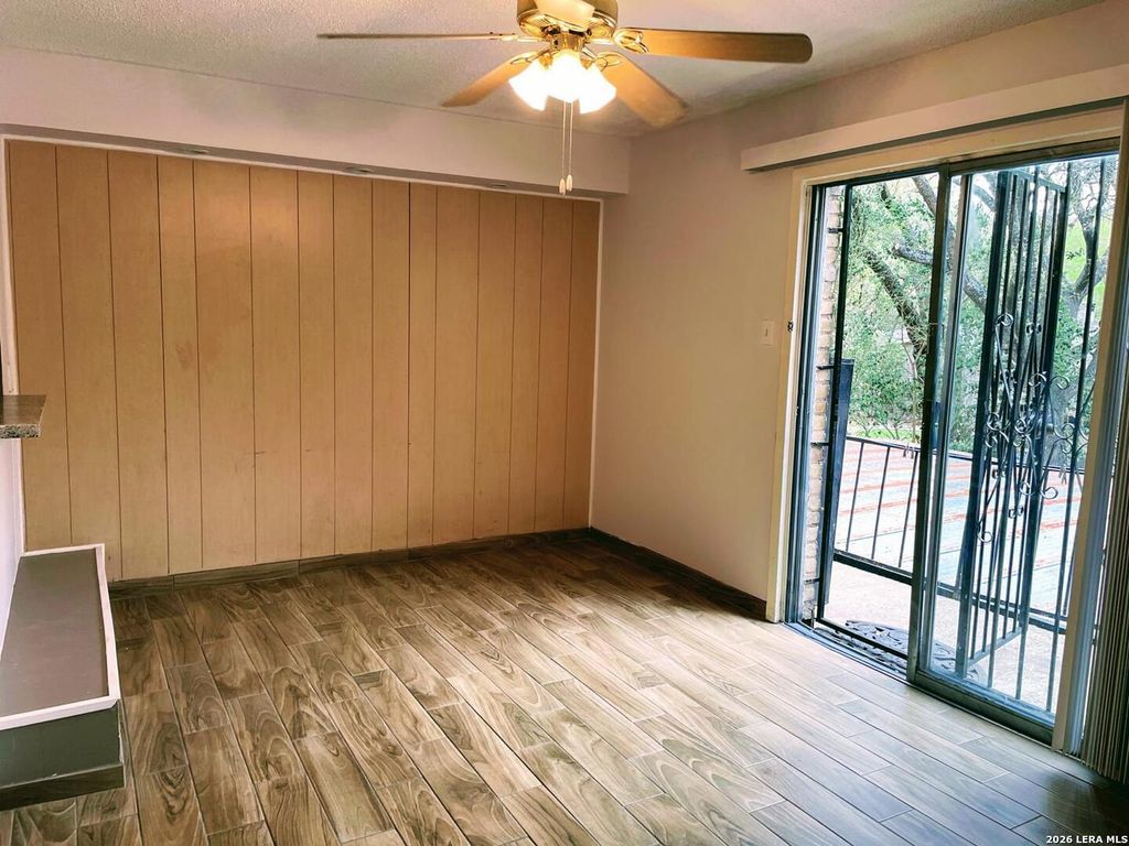 Photo of 6611 SOUTHPOINT ST 126B #126B, San Antonio, TX 78229 (MLS # 1961713)