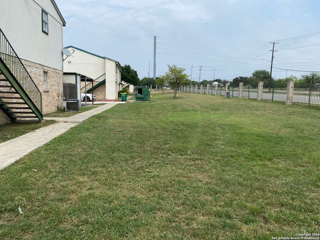Photo of 4949 Hamilton Wolfe 5201 #5201, San Antonio, TX 78229 (MLS # 1928196)