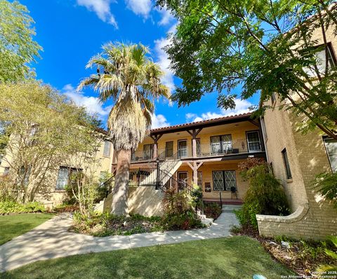 127 W CRAIG PL 6 San Antonio TX 78212