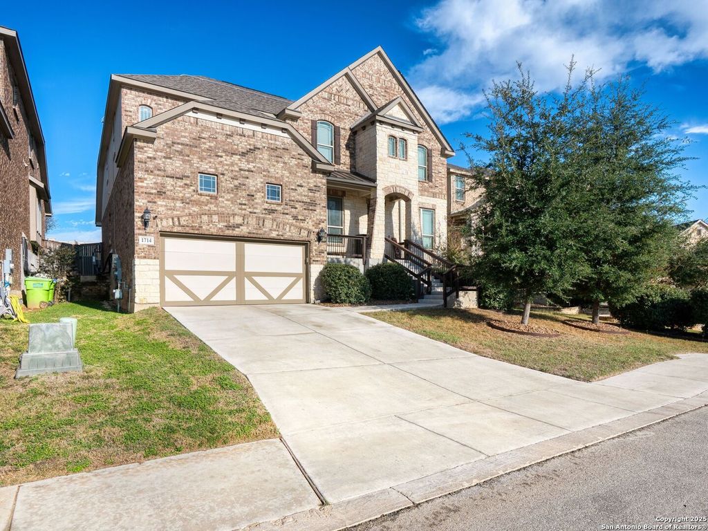 Photo of 1714 Kosmas Drive, San Antonio, TX 78245 (MLS # 1926596)