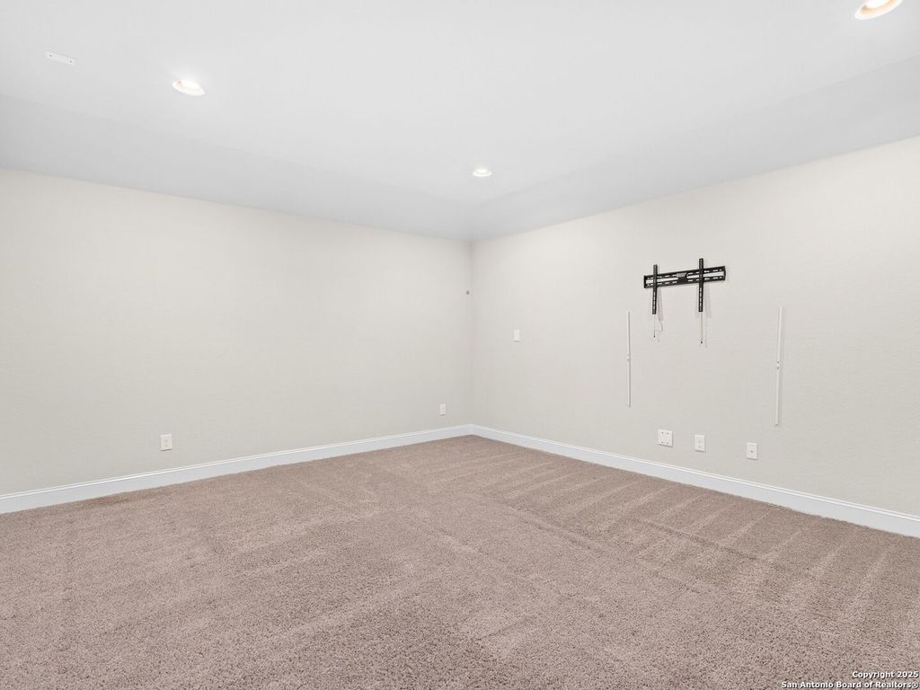 Photo of 1714 Kosmas Drive, San Antonio, TX 78245 (MLS # 1926596)