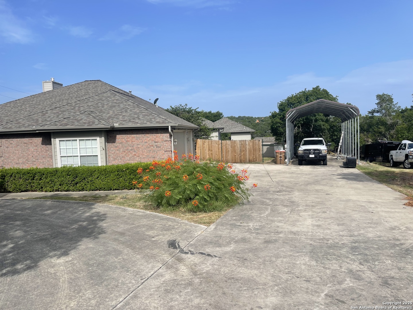 1119 Bellewood