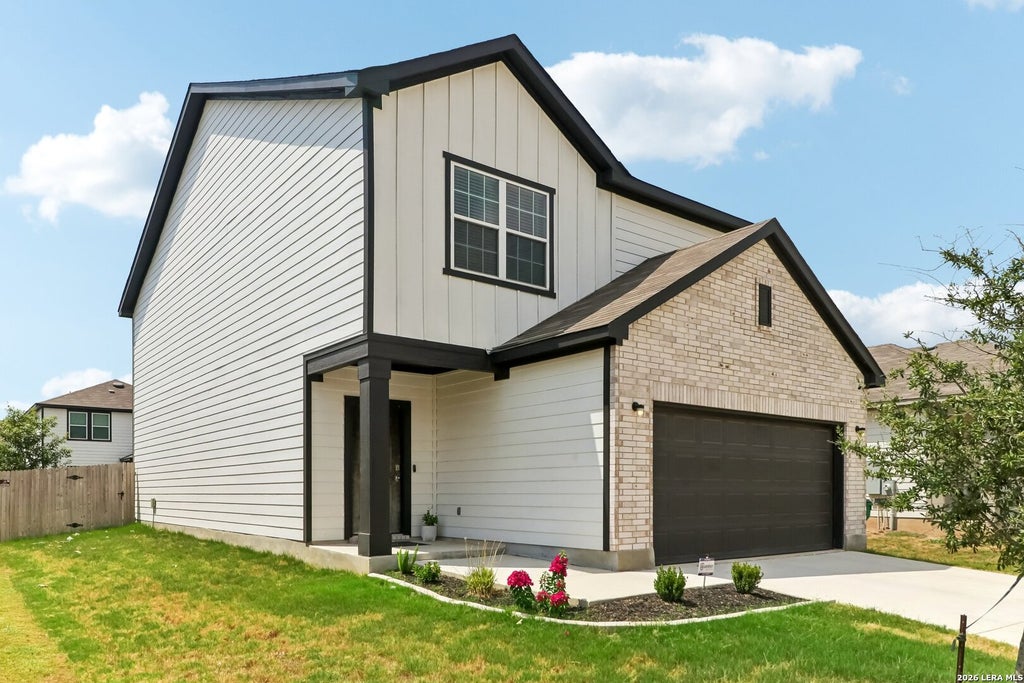 Photo of 2540 WINDLE LN, Seguin, TX 78155 (MLS # 2013842)