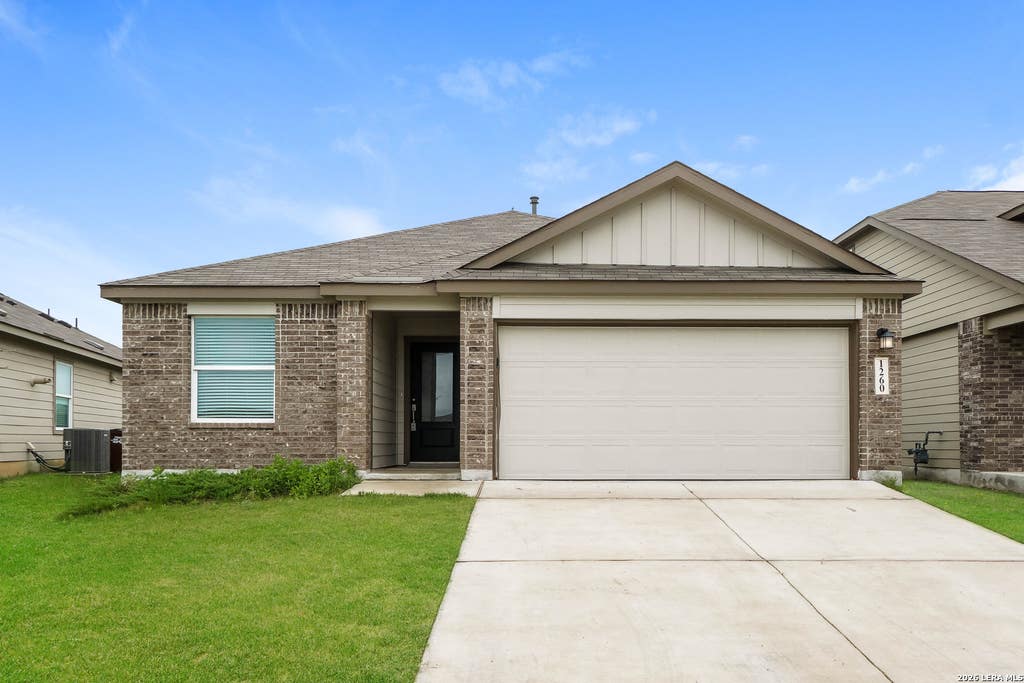Photo of 1260 Treehouse, New Braunfels, TX 78130 (MLS # 2007619)