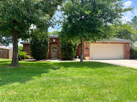 Property photo of 308 Bunker Hill, Pleasanton, TX 78064