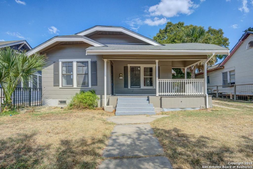 Photo of 543 Kayton, San Antonio, TX 78210 (MLS # 1941806)