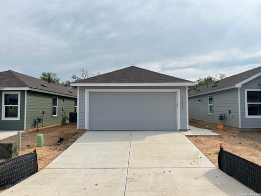 4222 CHUPADERAS CRK, SAN ANTONIO, TX 78223 - Image ea843ce5fa708d41cb5a6b06061e5114/1331002912