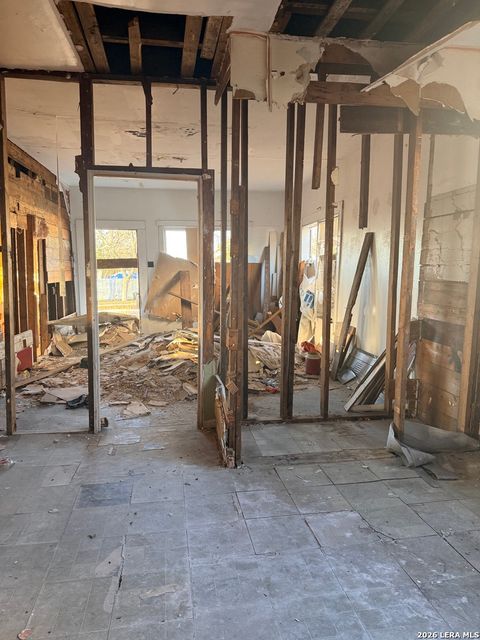 126 Stratford San Antonio TX 78223