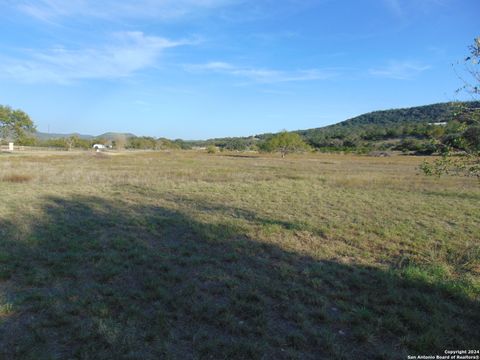 A home in Leakey