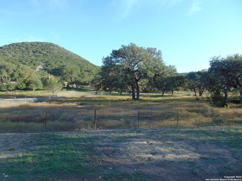 A home in Leakey