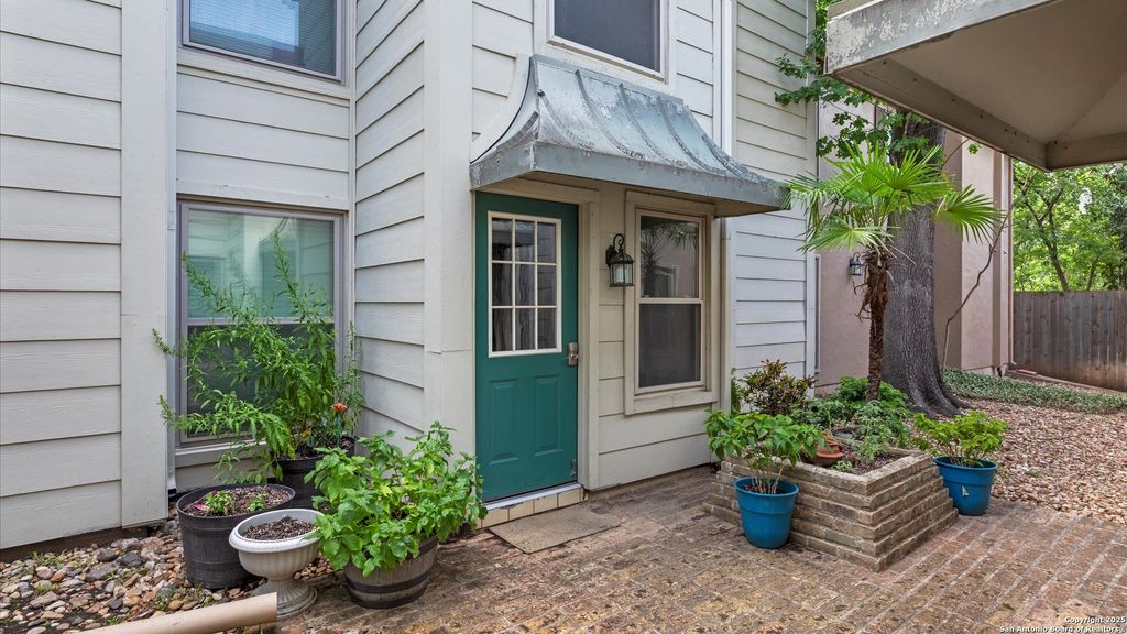 Photo of 2300 Nacogdoches O-160 #O-160, San Antonio, TX 78209 (MLS # 1876342)