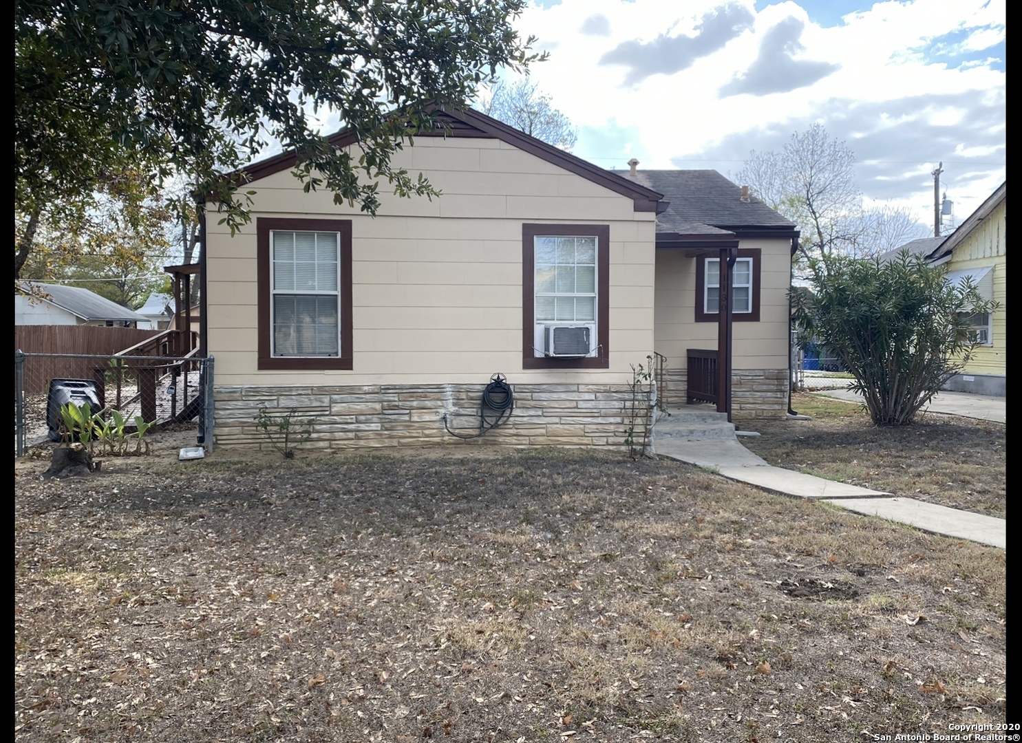 Photo 1 of 11 — 1130 SIMS AVE, San Antonio, TX 78225
