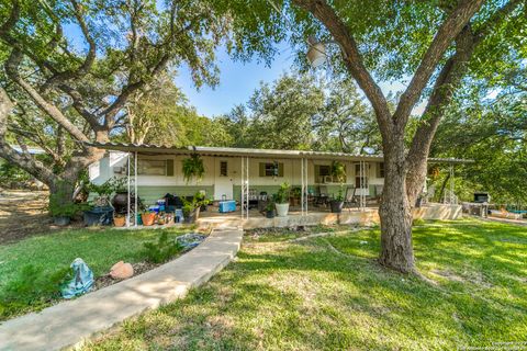Photo of 7515 Karen Skye Cir, San Antonio, TX 78257 (MLS # 1930186)