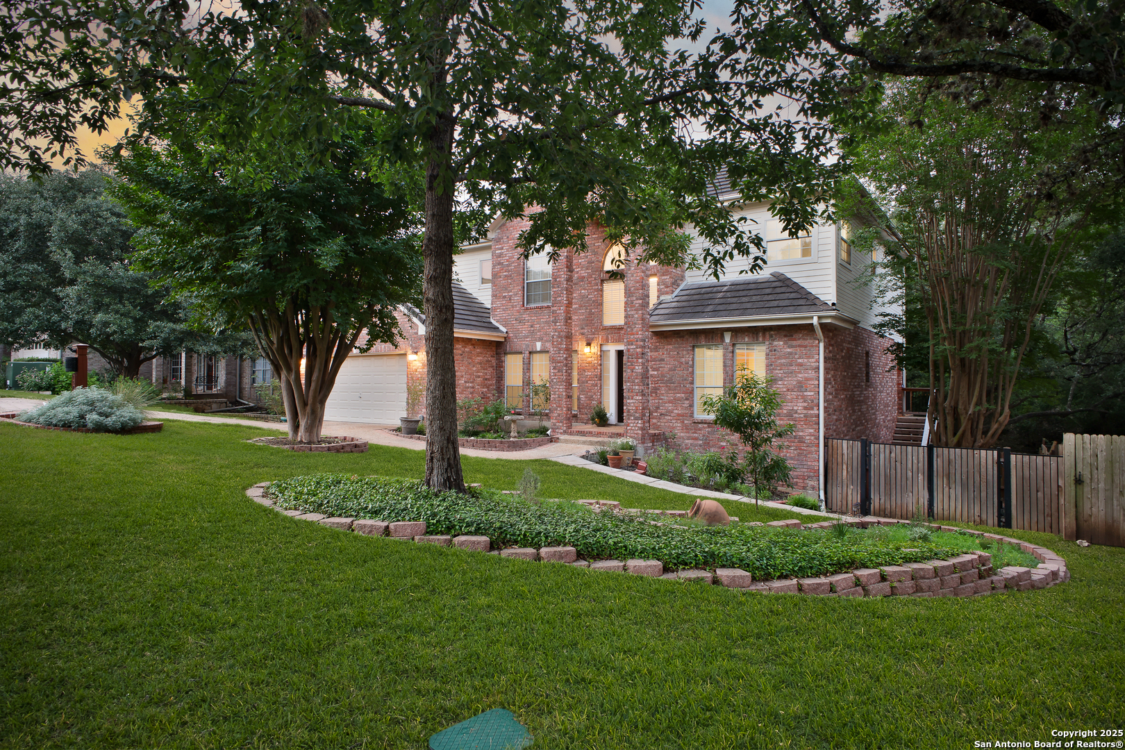 15808 Mission Ridge