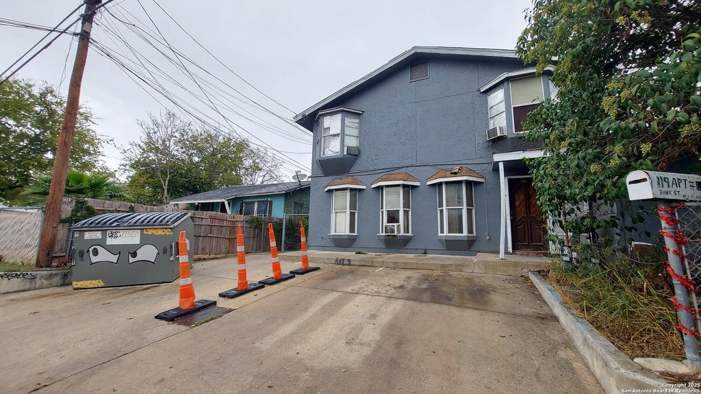 Photo of 119 Bank, San Antonio, TX 78204 (MLS # 1926651)