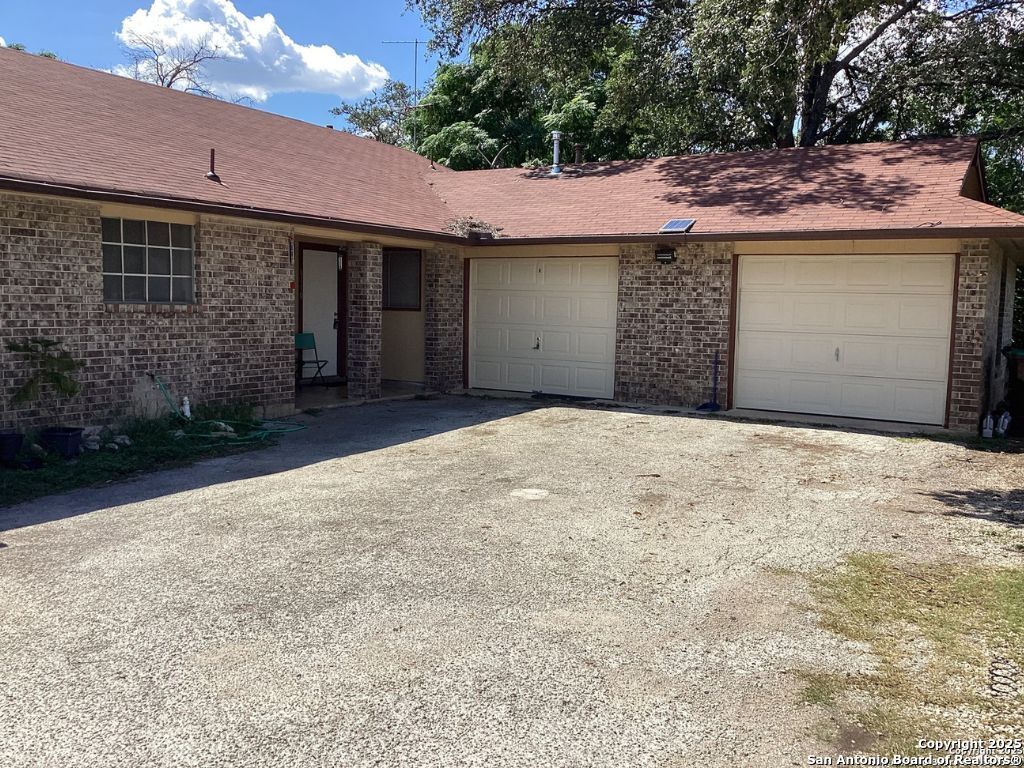 Photo of 6108 Evers, Leon Valley, TX 78238 (MLS # 1912711)