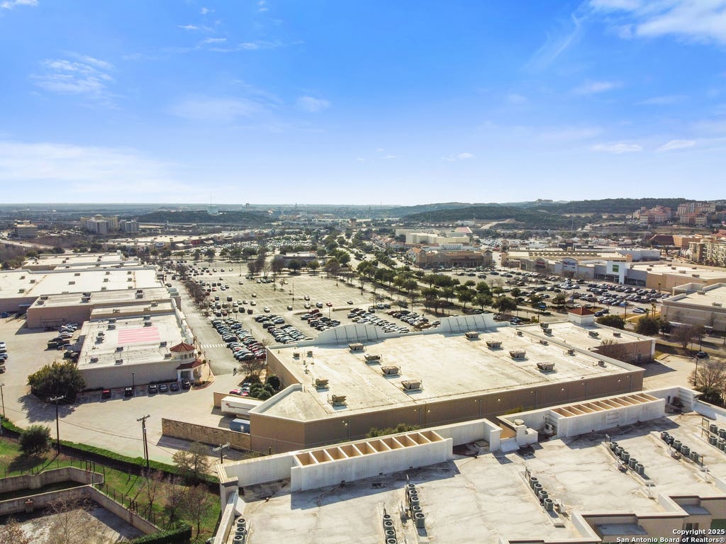 Photo of 17902 LA CANTERA PKWY 106 #106, San Antonio, TX 78257 (MLS # 2009209)