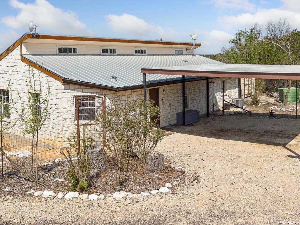 Photo of 114 Solar Hill, Kerrville, TX 78028 (MLS # 1938520)
