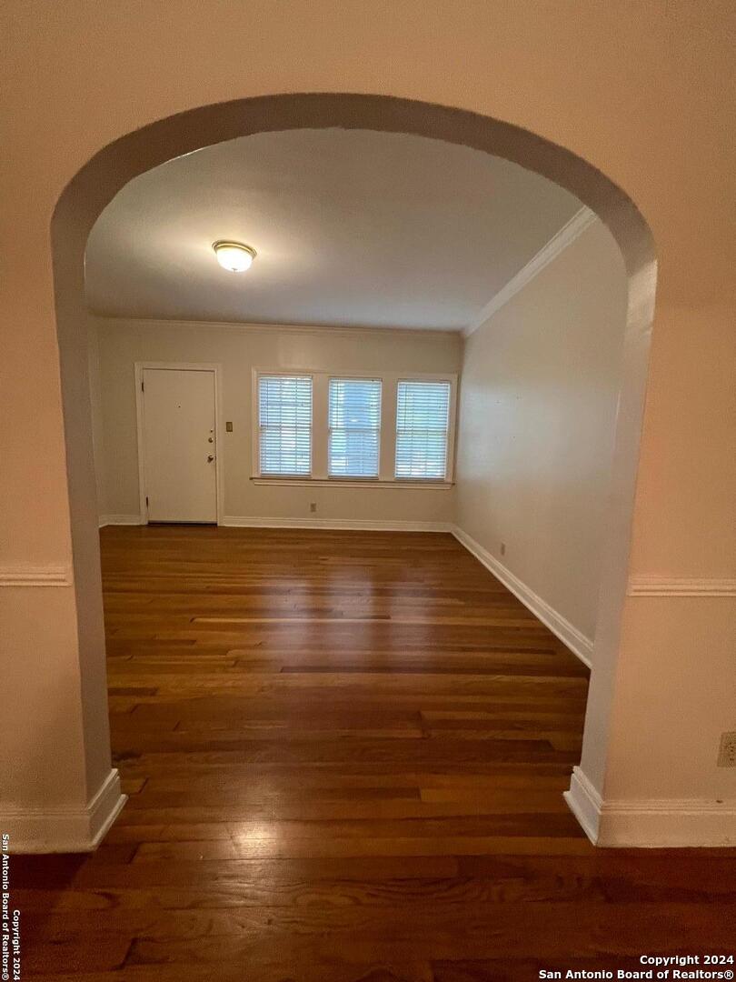 308 E ROSEWOOD AVE 1