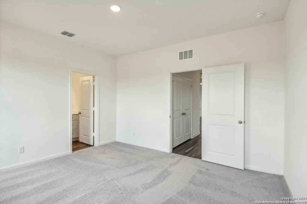 Photo of 833 Barnacle Court, Adkins, TX 78101 (MLS # 1877143)