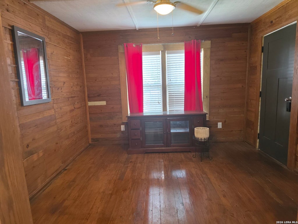 Photo of 2214 Menchaca, San Antonio, TX 78207 (MLS # 2008089)