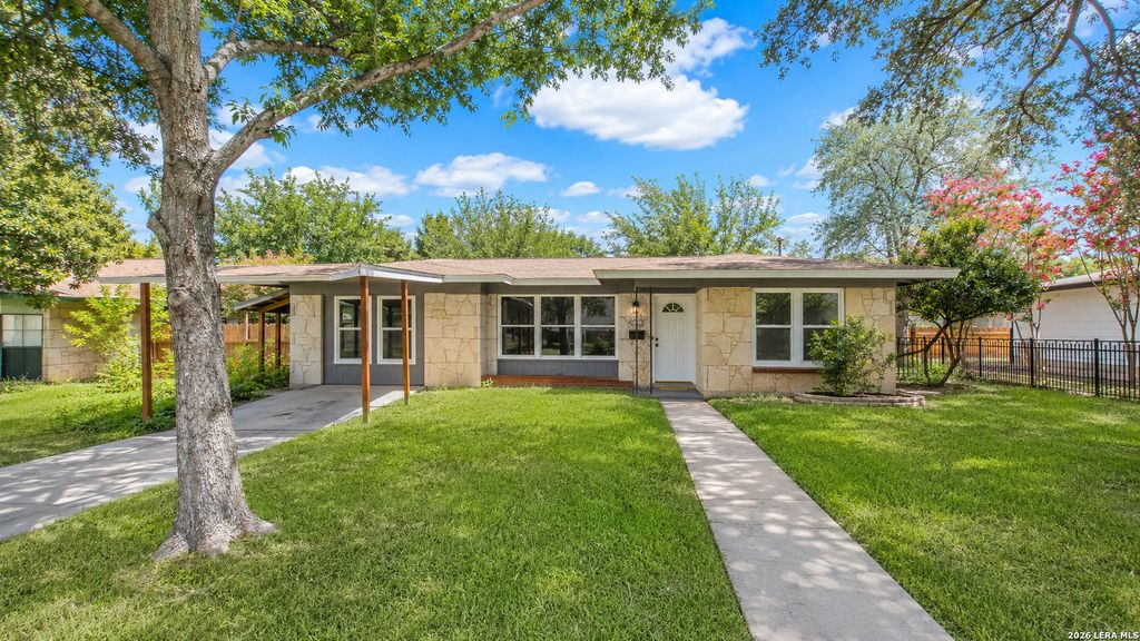 Photo of 323 MAPLEWOOD LN, San Antonio, TX 78216 (MLS # 1991532)