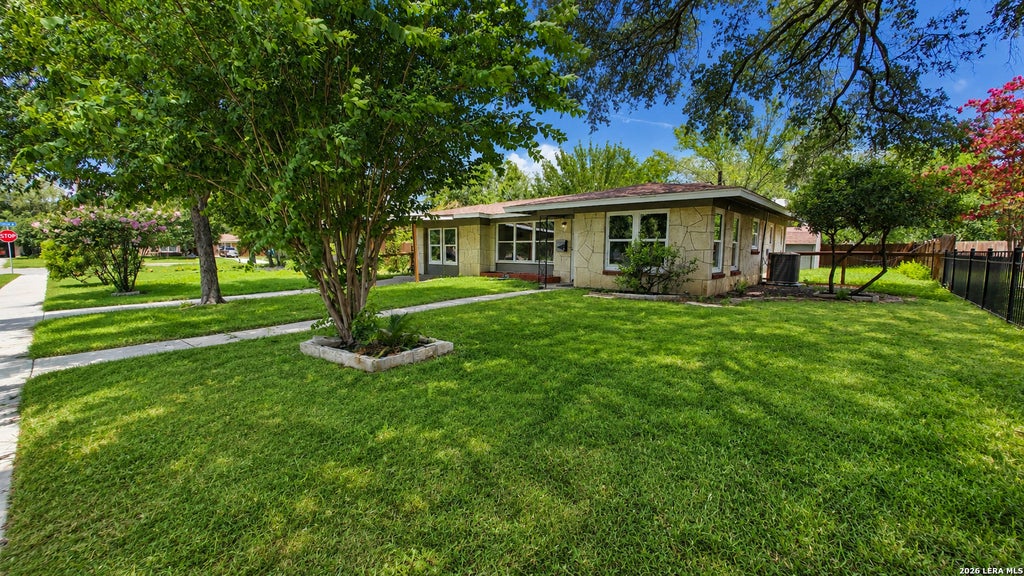 Photo of 323 MAPLEWOOD LN, San Antonio, TX 78216 (MLS # 1991532)