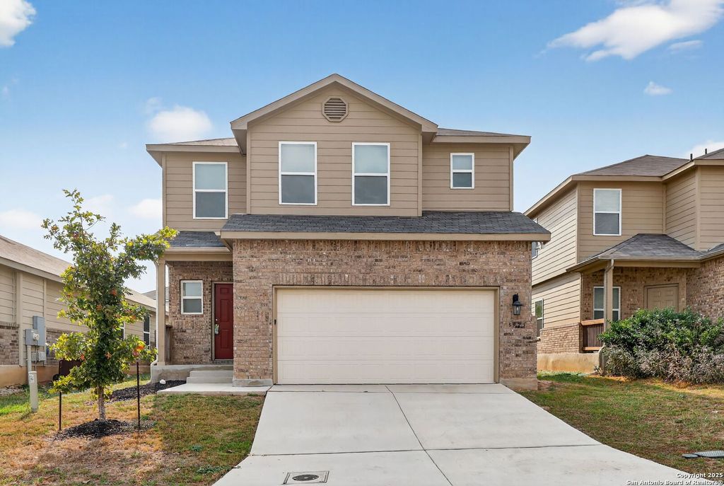 Photo of 3925 Asher Alley, St Hedwig, TX 78152 (MLS # 1925229)