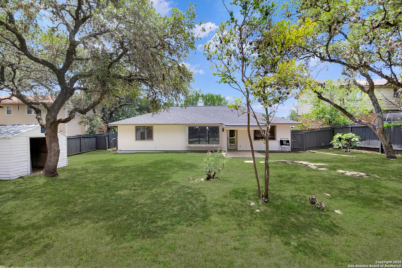9807 Boulder Hill