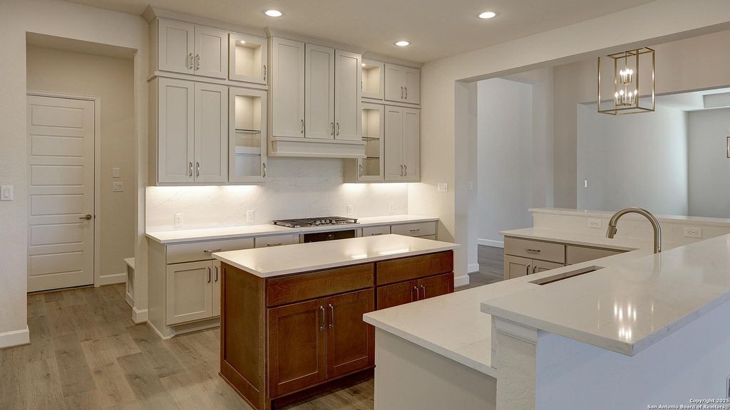 Photo of 112 Tortuga, Boerne, TX 78006 (MLS # 1877030)