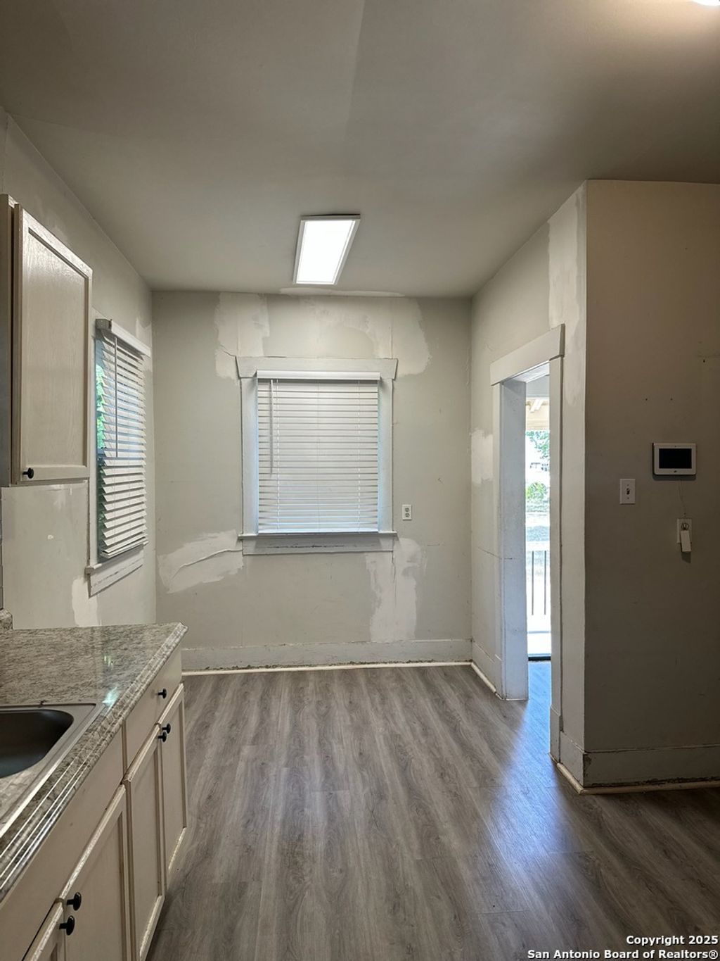 Photo of 407 E Drexel, San Antonio, TX 78210 (MLS # 1889210)