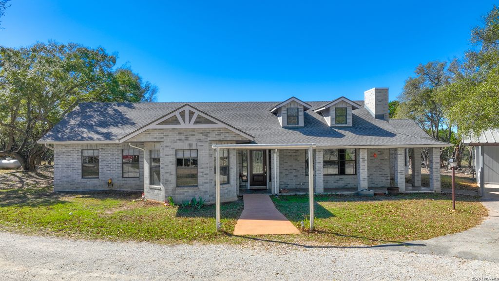 Photo of 713 Lake Forest Rd., Pipe Creek, TX 78063 (MLS # 1949641)