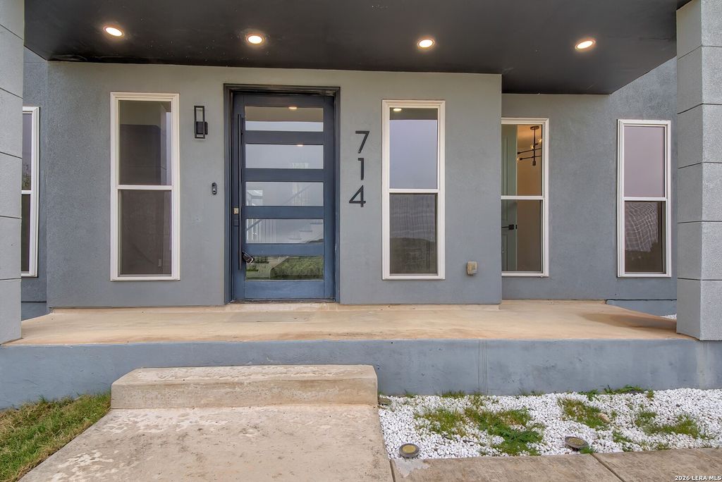 Photo of 714 MISTY WATER LN, San Antonio, TX 78260 (MLS # 1957063)