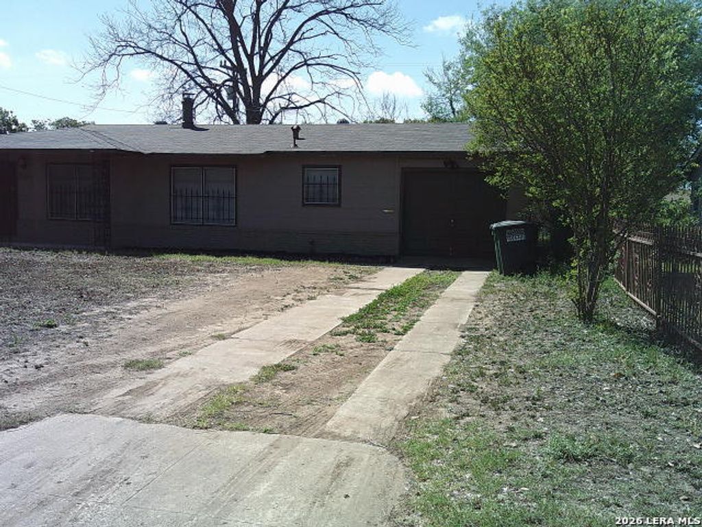 Photo of 334 Tomrob, San Antonio, TX 78220 (MLS # 1951501)