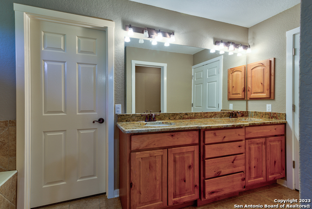 Canyon Lake, Texas 78133, United States, 3 Bedrooms Bedrooms, ,3 BathroomsBathrooms,Residential,Active,70895